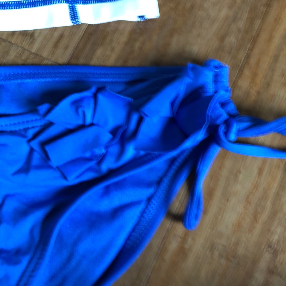 Bikini Bottom- good condition no flaws. - Picture 3 of 4